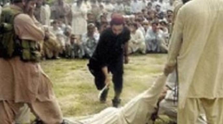 Tecav&uuml;ze uğradı, kırba&ccedil; cezası yedi