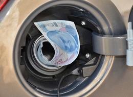 Son dakika: Akaryakıt fiyatlarında değişiklik: Benzine indirim geldi! Sırada motorin var... (23 Ağustos Cuma güncel benzin-motorin fiyatları)