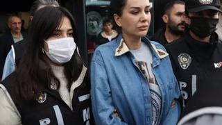 Dilan Polat'tan yeni bir mektup daha... Yalvararak dua istedi! 'Ne gücüm ne sabrım kaldı...' sözleri dikkat çekti 