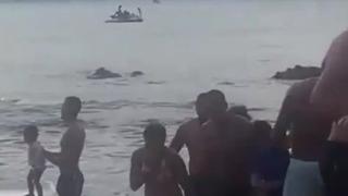 Skandal görüntüler! Denizin ortasındaki jet skinin üzerinde cinsel ilişkiye giren çift ifşalandı... Çevrelerindekilere aldırış bile etmediler