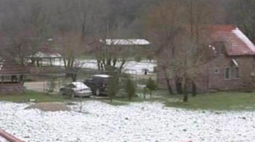 Tarkan villasında mahsur kaldı