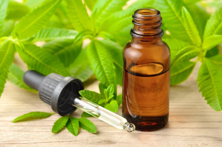 Kepeğe karşı en etkili formül! Sadece 2 malzeme kepeğin kökünü kazıyor, tekrar oluşumunu engelliyor G3