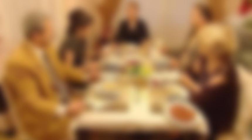 Yemekteyiz'de fuhuş şoku