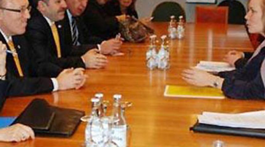 Vekillere soykırım şoku