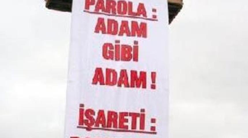 Erdoğan'a g&ouml;ky&uuml;z&uuml;nden parola desteği