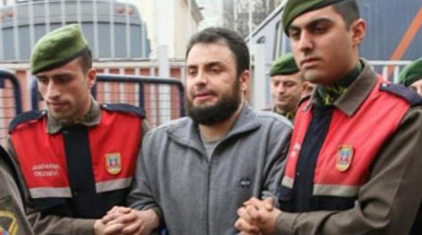 Sakka mahkemede &ccedil;ıldırdı