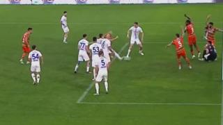 Süper Lig'de Alayaspor-Çaykur Rizespor mücadelesinde inanılmaz olay! 9 dakika incelediler, 'VAR' karar vermedi