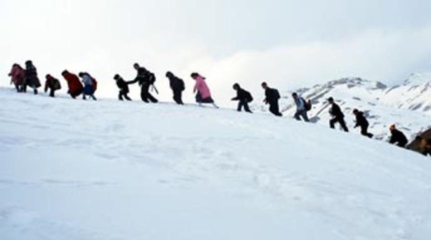 Bu &ccedil;ocuklara yazık değil mi?