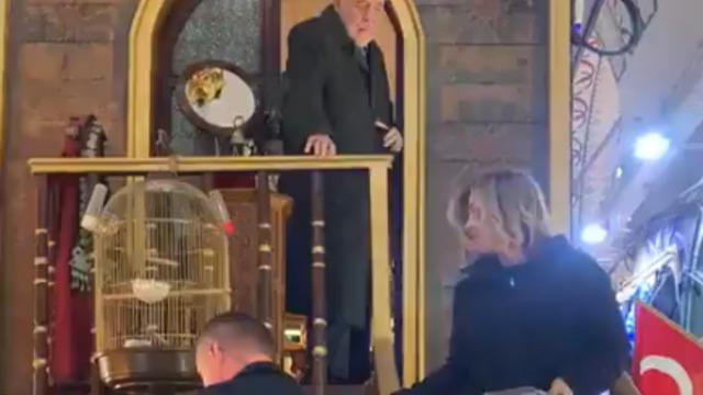 İtalya Başbakanı Meloni Kapalıçarşı'yı ziyaret etti! İlber Ortaylı eşlik etti