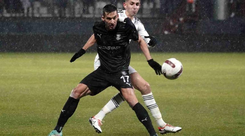 Beşiktaş'ı eski golcüsü Umut Nayir vurdu! Tecrübeli golcü Pendikspor formasıyla 2. maçında da gol atmayı başardı