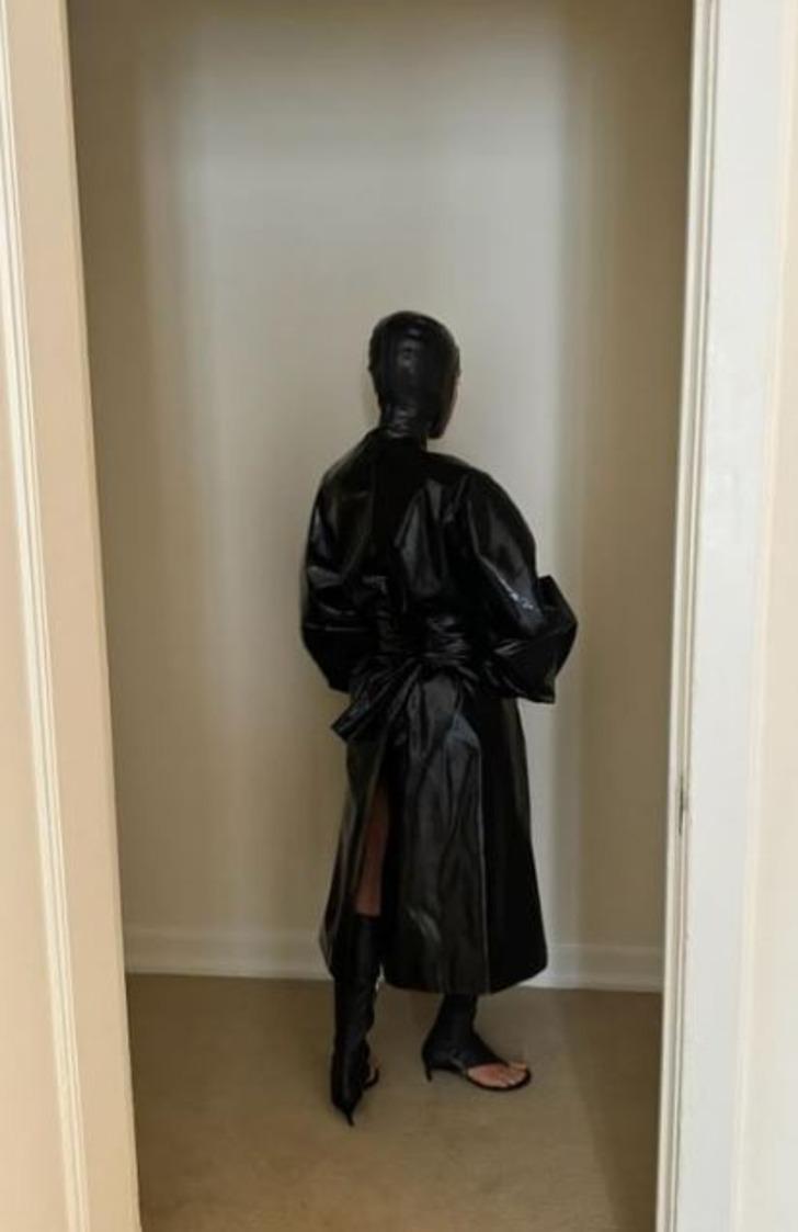 Kanye West karısı Bianca Censori'nin özel hallerini paylaştı! "Kadına pazarlanabilir bir et parçası gibi davranıyorsun, G2