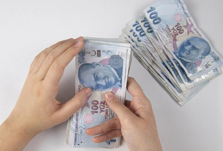 Kadınlara 6 yıl erken emeklilik fırsatında "2 yaş detayı": Şartlar neler? G1