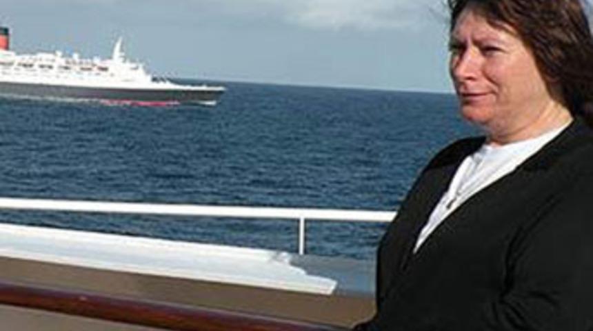 Okyanusa d&uuml;şen fotoğraf makinesi geri d&ouml;nd&uuml;