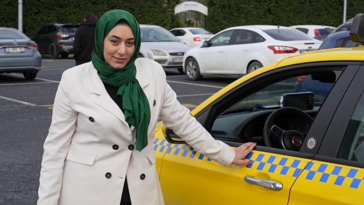 Taksiye ödediği ücret fazla gelince taksi şoförü oldu: "Birkaç ay ücretsiz çalıştım, işi öğrendim" G4