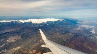 SON DAKİKA | Afganistan'da yolcu uçağı düştü! Moskova'ya gidiyordu... Tophaneh Dağı'na mı çarptı?