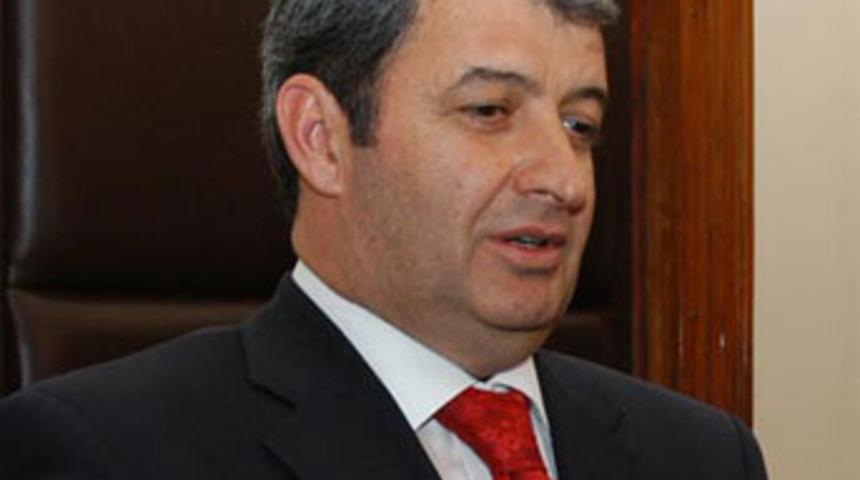 'Yasak aşk' Meclis'teki koltuğundan etti