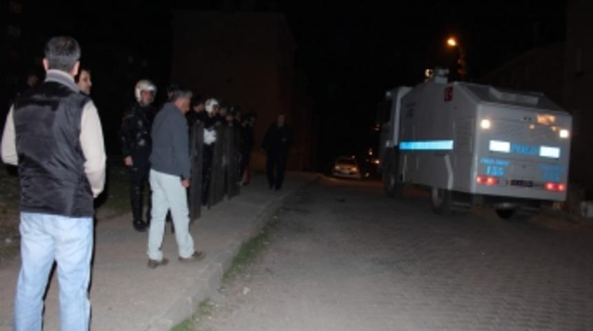 Tunceli'de izinsiz g&ouml;steri