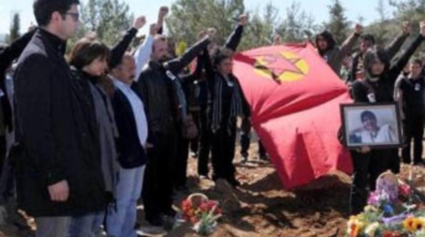 Devrimci cenazede Keremcem s&uuml;rprizi