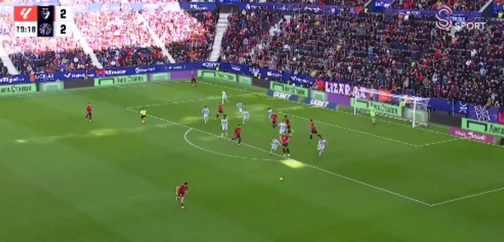 İspanya'da futbol tarihinin en ilginç golü atılmış olabilir! 1 saat içinde dünya çapında milyonlarca kez izlendi G2