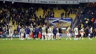 Edin Dzeko'dan oyundan çıkarken İsmail Kartal'a olay yaratan hareket! Maç sonu taraftardan sosyal medyada sert tepki