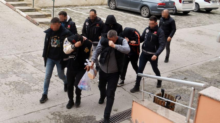 Amasya'da uyuşturucu operasyonunda 4 zanlı tutuklandı