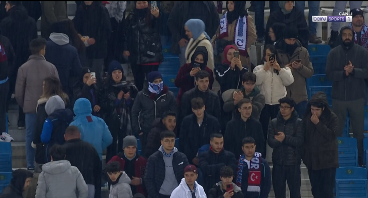 SON DAKİKA: Trabzonspor-Galatasaray maçının ardından kameraların karşısına geçen Bakasetas, takımdan ayrıldığını açıkladı! G1