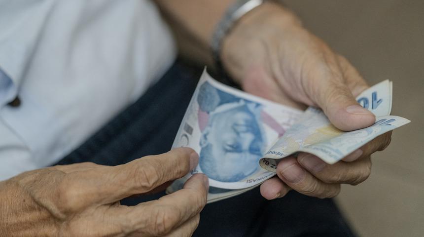 SON DAKİKA: En düşük emekli maaşı ne kadar olacak? Cumhurbaşkanı Erdoğan’dan emekli zammı için ipucu: ‘Her türlü popülist adımdan uzak duracağız’ 