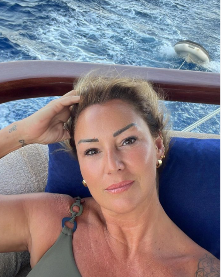 Yıllara meydan okuyan Pınar Altuğ zayıflama sırrını açıkladı!  G4