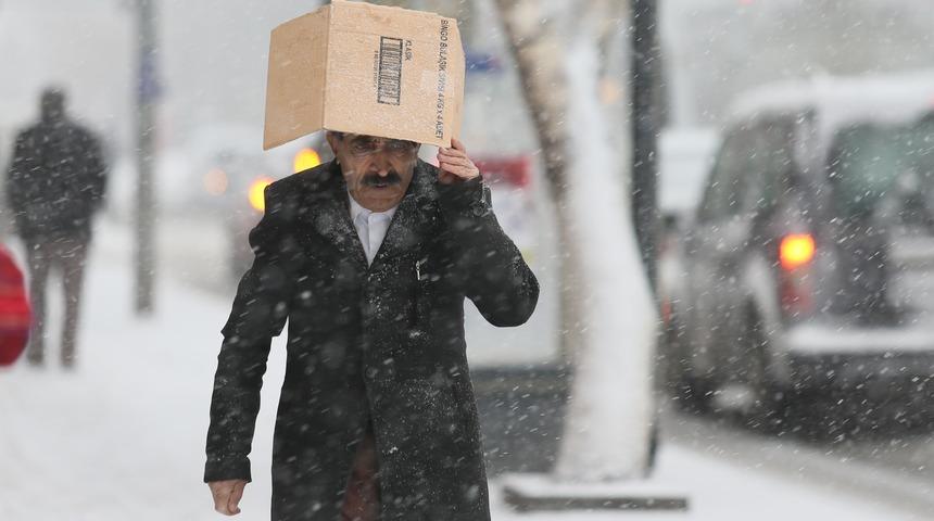 Erzurum, Ardahan ve Kars'ta kar etkili oldu