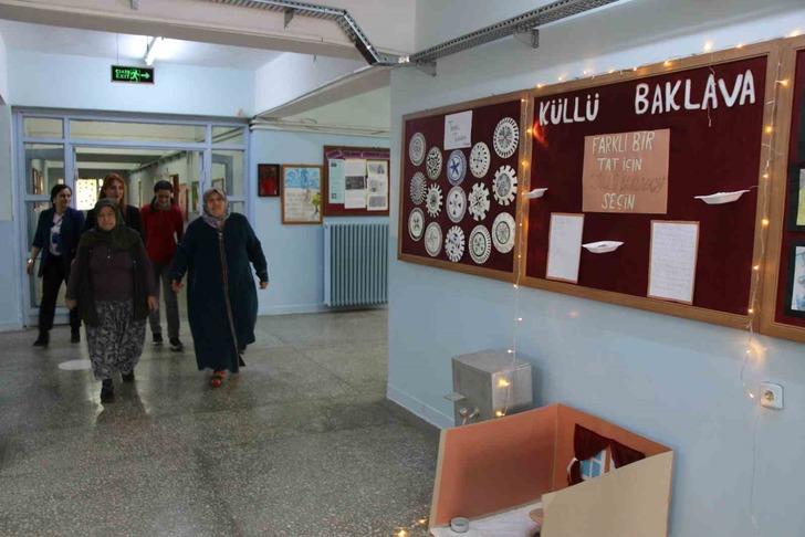 'Önce yanlış anladığımı sandım' Baklavanın daha gevrek ve lezzetli olması için yapıyorlar... İçine kül koyuyorlar! İlk kez duyan çok şaşırıyor G5