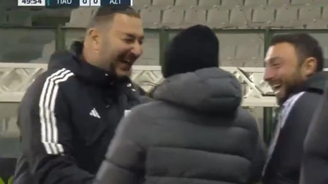 Yunanistan basını Fatih Terim'in saha kenarındaki bu hareketini konuşuyor! Şaka olduğunu ilk başta anlamadılar...