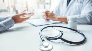 Ailevi Akdeniz Ateşi (FMF) nedir? Ailevi Akdeniz Ateşi (FMF) Hastalığı belirtileri ve tedavisi