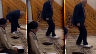 Camide Kur'an-ı öptükten sonra üzerine basan adam: Elimle ayağımı karıştırdım