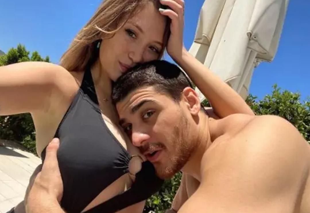 Mehmet Ali Erbil'in kızı Yasmin Erbil'den Survivor Yiğit Poyraz ve bikini itirafı: Kıyafetlerime bile karıştığı oluyor 