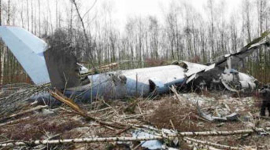 D&uuml;şen u&ccedil;aktan inip taksi &ccedil;ağırdı