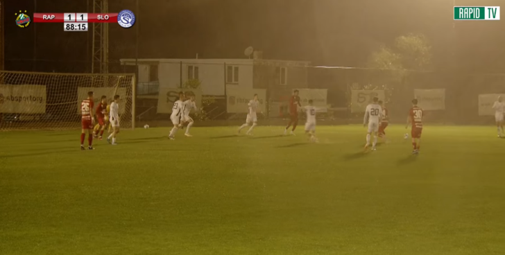 Türk hakemlerinin bahis şikesi yaptığı iddiasıyla soruşturma açılıyor! Olay yaratan maçtan ilk görüntüler geldi... G5