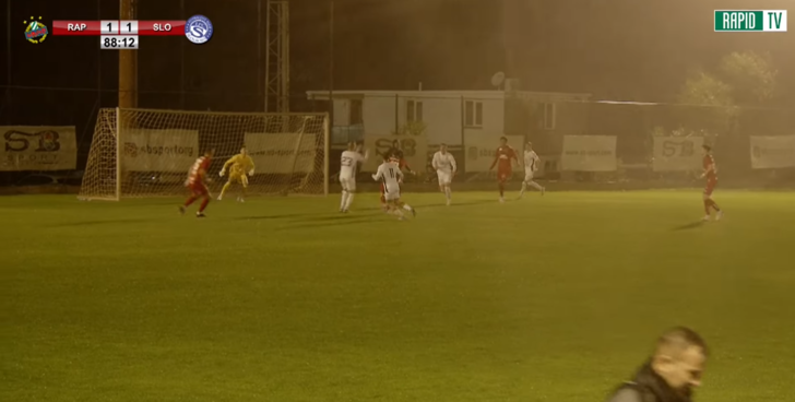 Türk hakemlerinin bahis şikesi yaptığı iddiasıyla soruşturma açılıyor! Olay yaratan maçtan ilk görüntüler geldi... G1