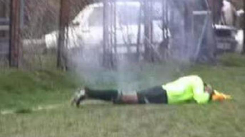 Torpil hakemin kafasında patladı