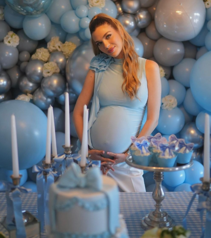 İbrahim Tatlıses dede oldu! İdo Tatlıses ile Yasemin Şefkatli ikizlerine kavuştu G3