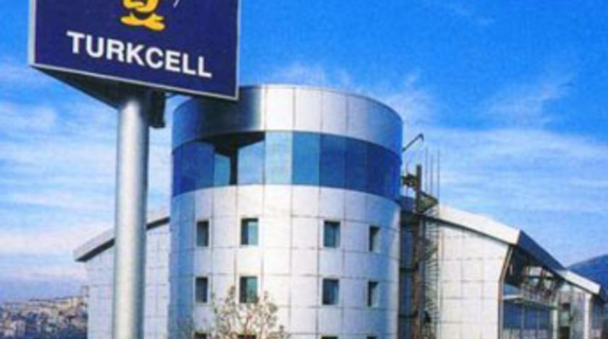 Polis, Turkcell binasında arama yapıyor