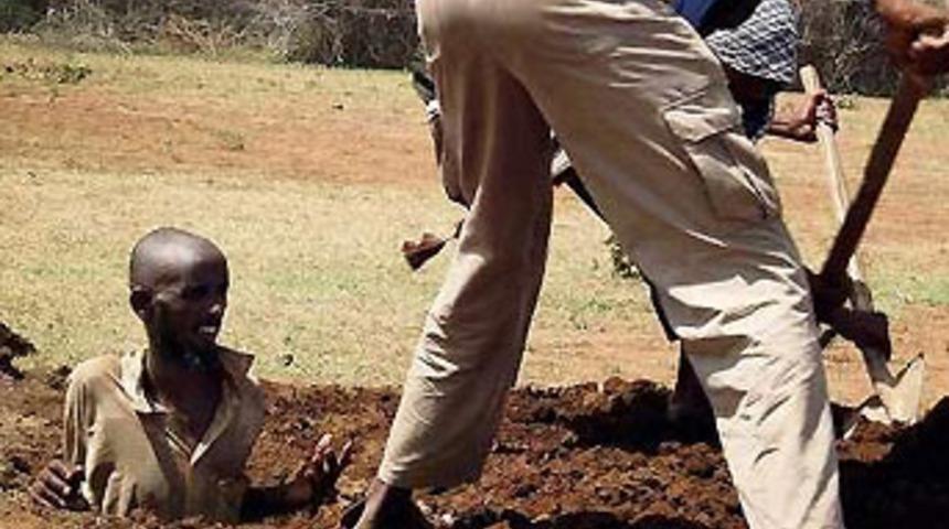 Bir insanın &ouml;ld&uuml;r&uuml;ld&uuml;ğ&uuml; an