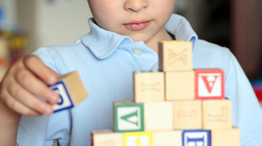 Asperger sendromu nedir? Asperger sendromu belirtileri nelerdir?