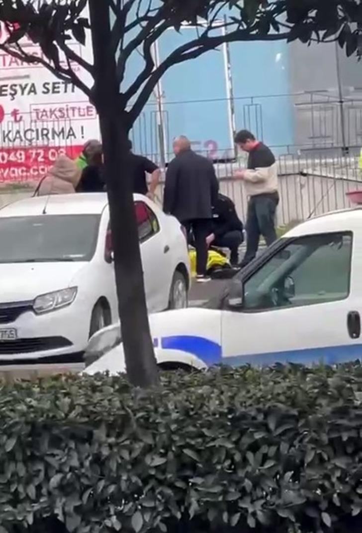 Esenyurt'ta sokak sokak gezip insanları bıçakladı! Yaralılar var, saldırgan yakalandı: 'Sabahtan başlamış bıçaklamaya' 728xauto