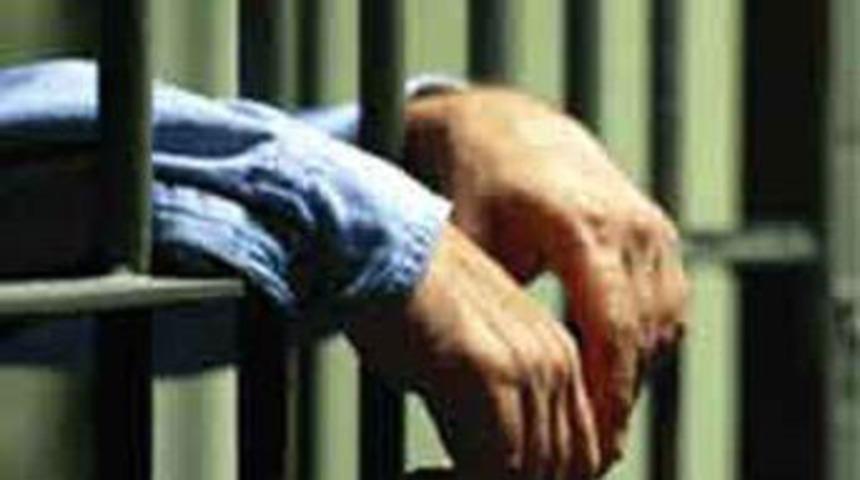 1 TL'ye 352 yıl hapis