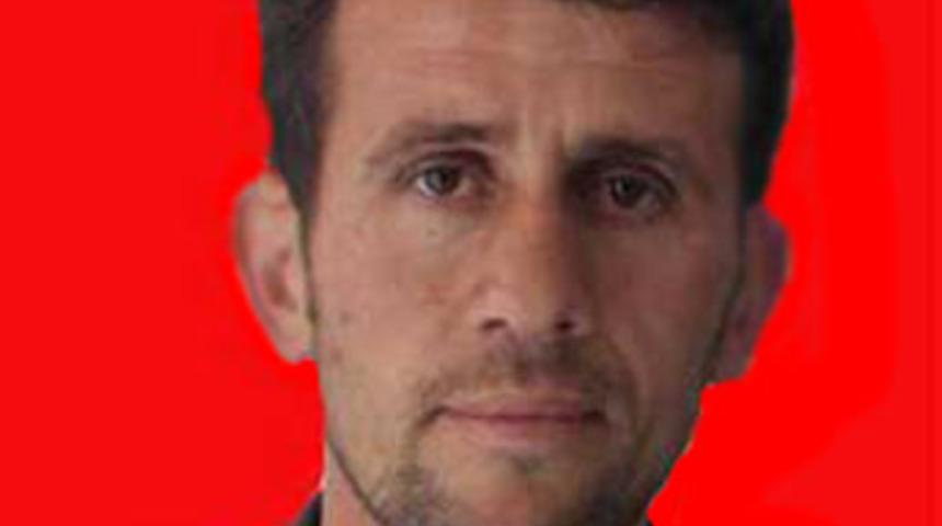 &Ouml;nce vurdu, &ouml;lmediğini anlayınca...