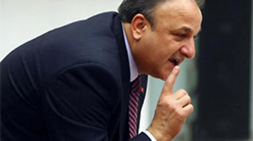 H&uuml;lya Avşar'a g&ouml;nderme!