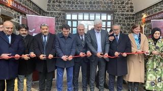 Diyarbakır'da Sezai Karakoç Kültür ve Edebiyat Evi'nin açılışı yapıldı