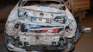 Ankara'da freni patlayan kamyon 10 araca çarptı, 3 kişi yaralandı