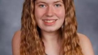 Zorla cinsel ilişkiye girdiği yatağın altında mahsur kaldı! Ücra dehşet kulübesinde 3 ay: Sapık katil ailesini gözlerinin önünde katletti