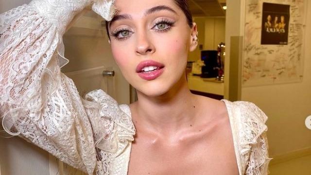 Sakla Beni'nin İncila'sı Cemre Baysel davet tarzıyla olay oldu! 'Dünyanın en güzel kızı' 